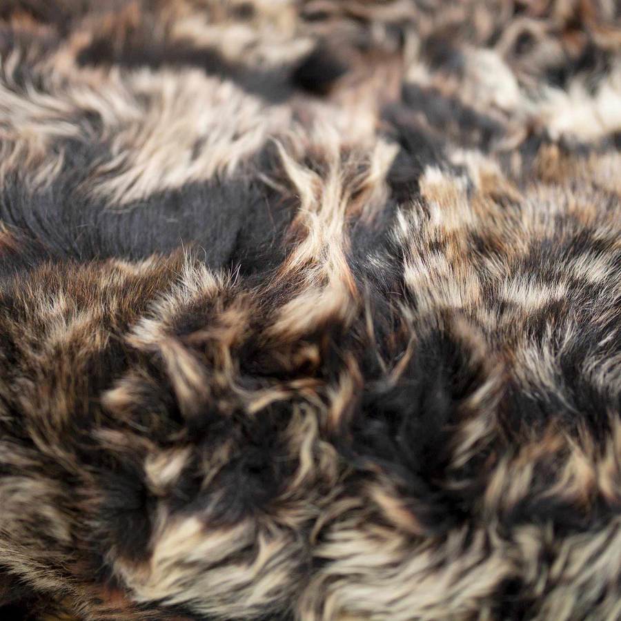 Toscana Fur Blanket - Unlined - Truffle