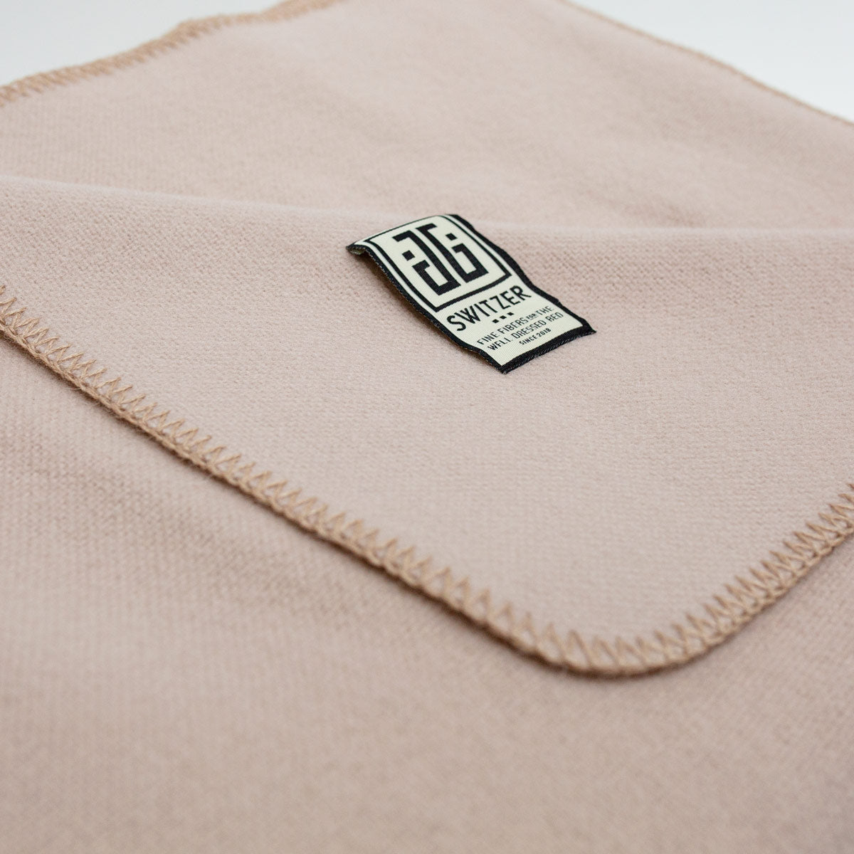 JG Classic Blanket - Lambswool - Champagne