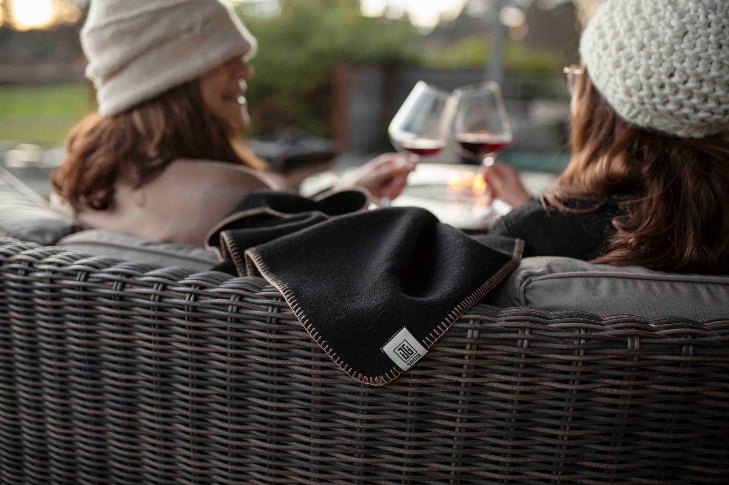 Portia Throw - Cashmere Blend - Champagne