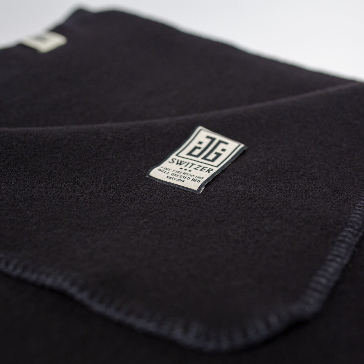 JG Classic Blanket - Cashmere Blend - Black