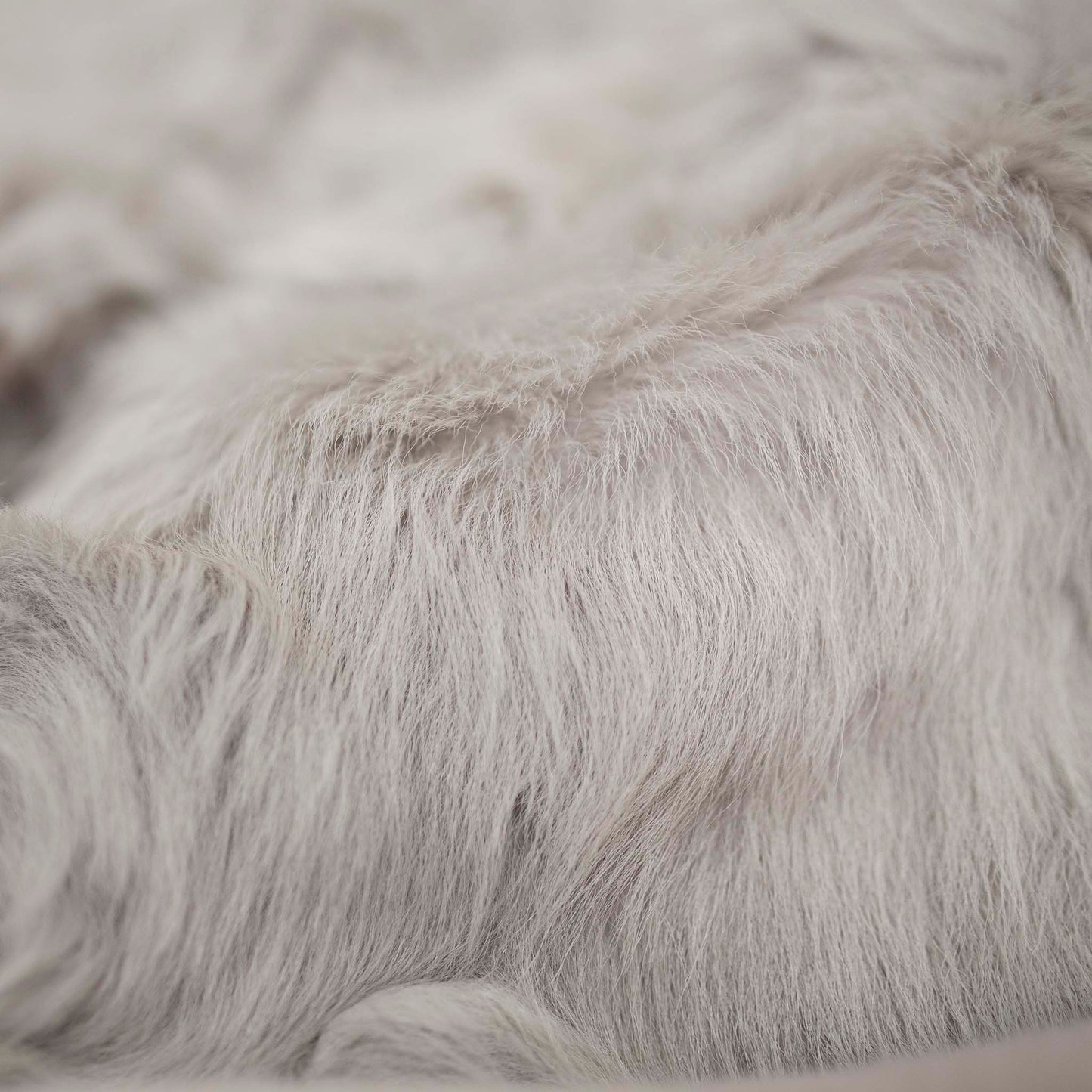 Bone Toscana Sheep Fur Blanket Lined with Cashmere Blend