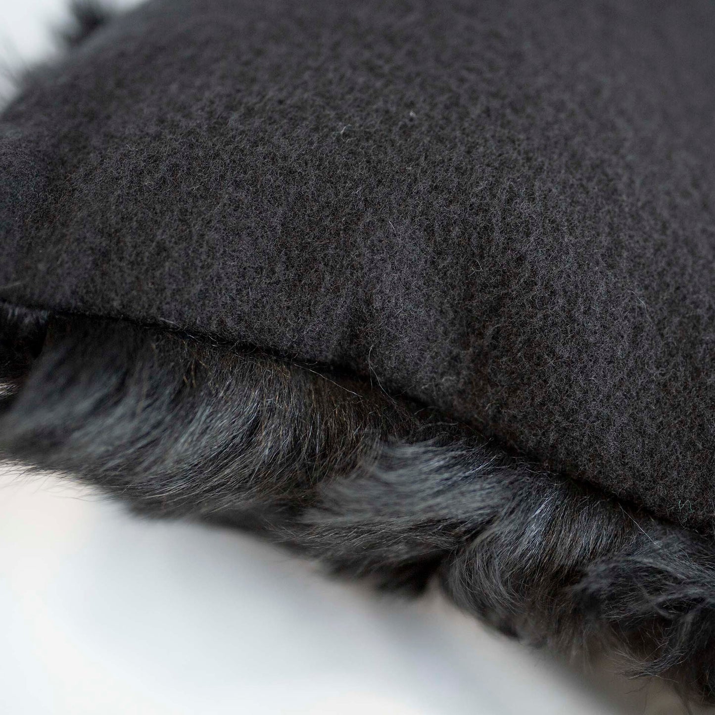 Black Toscana Sheep Fur Blanket Lined with Cashmere Blend