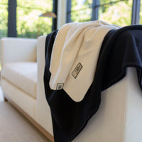 The JG Classic Blanket - Cashmere Blend in Black