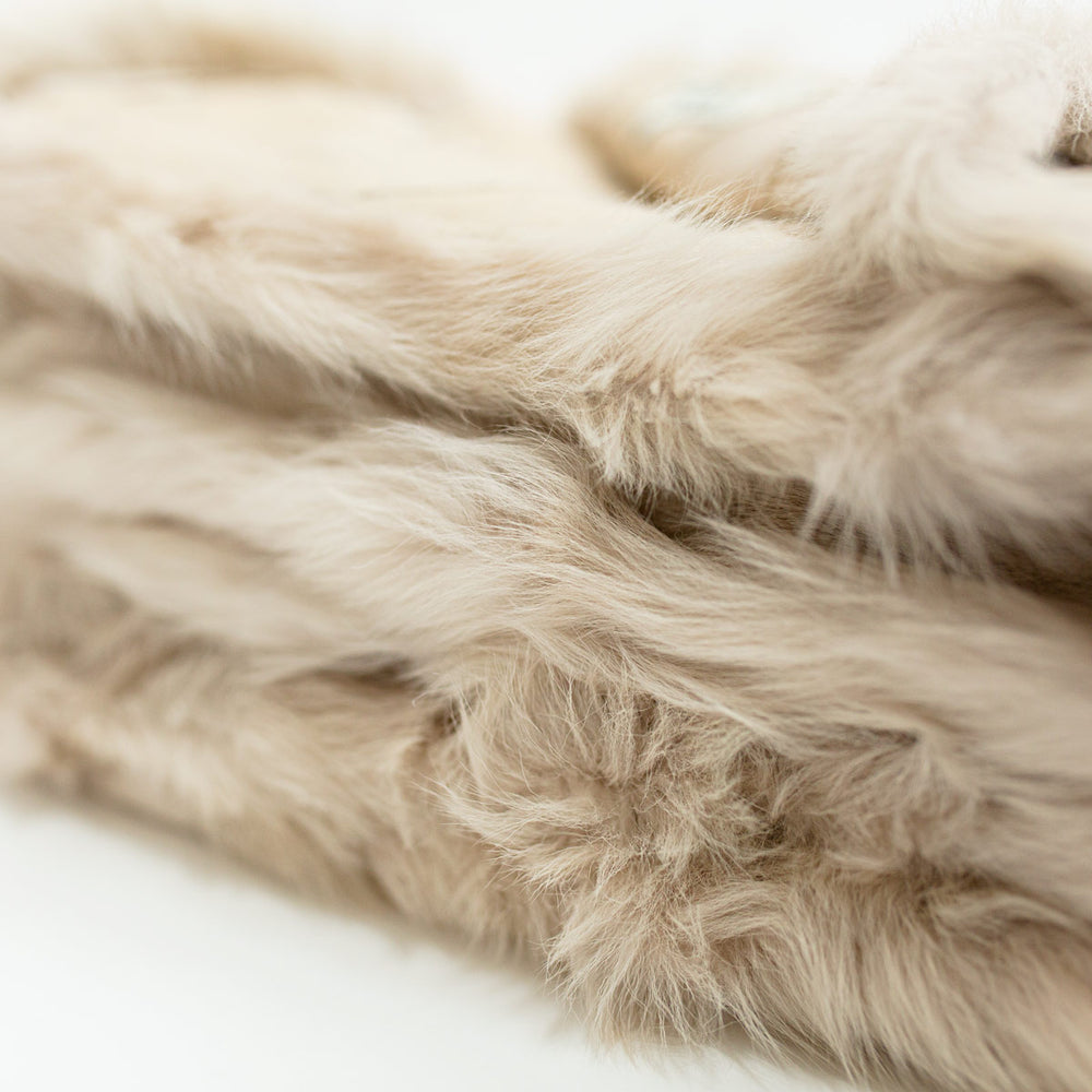 
                      
                        White Toscana Sheep Fur Throw Lined with Cashmere Blend
                      
                    