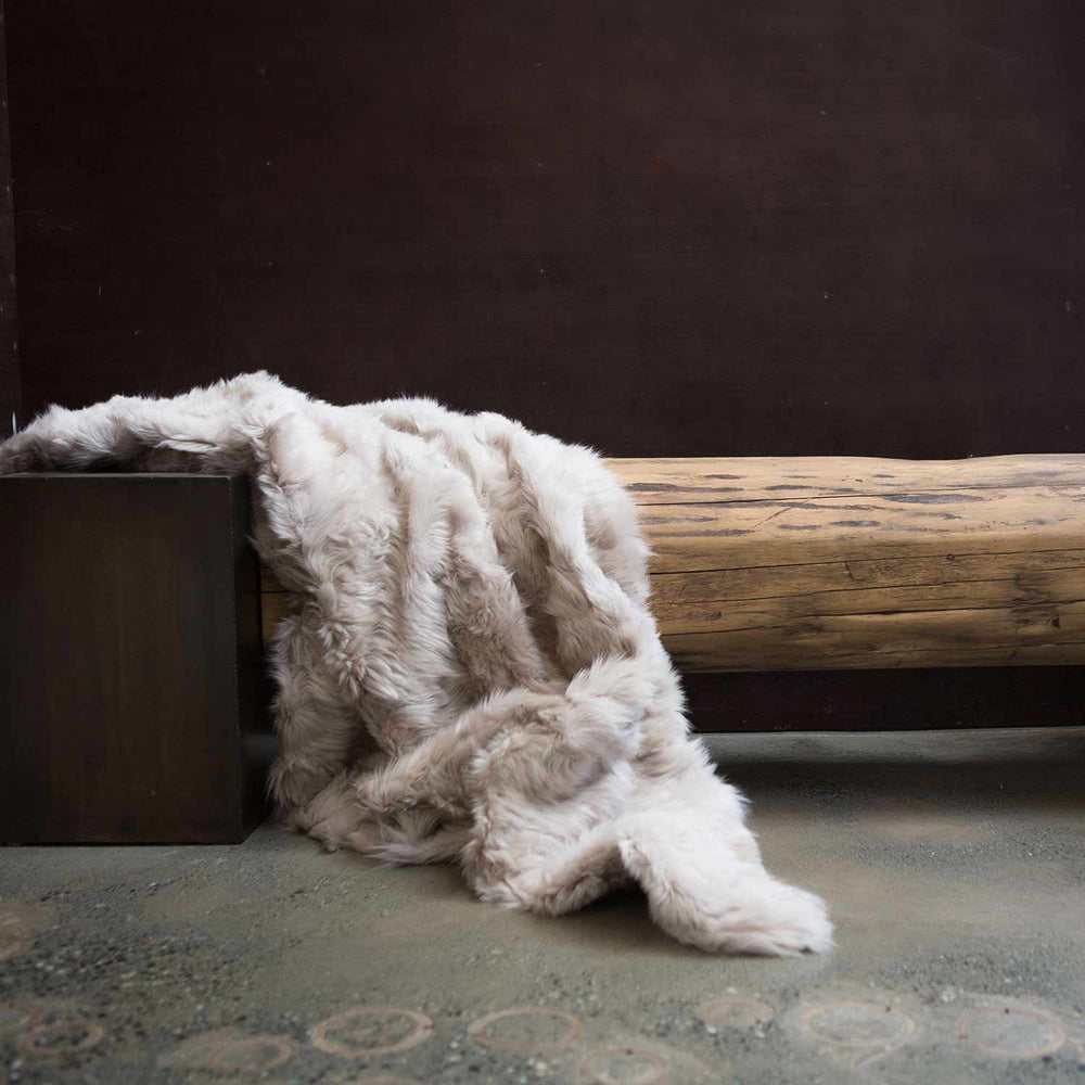 
                      
                        White Toscana Sheep Fur Throw Lined with Cashmere Blend
                      
                    