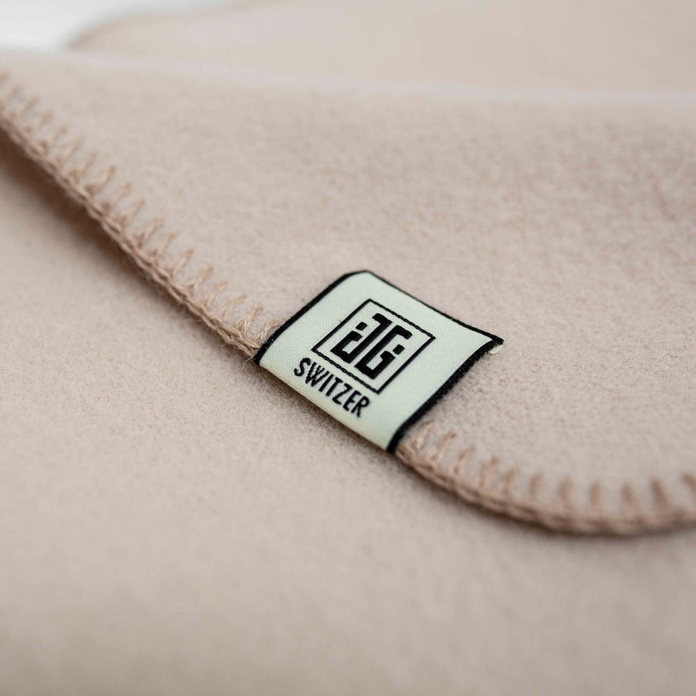 
                      
                        JG Classic Blanket - Lambswool - Champagne
                      
                    