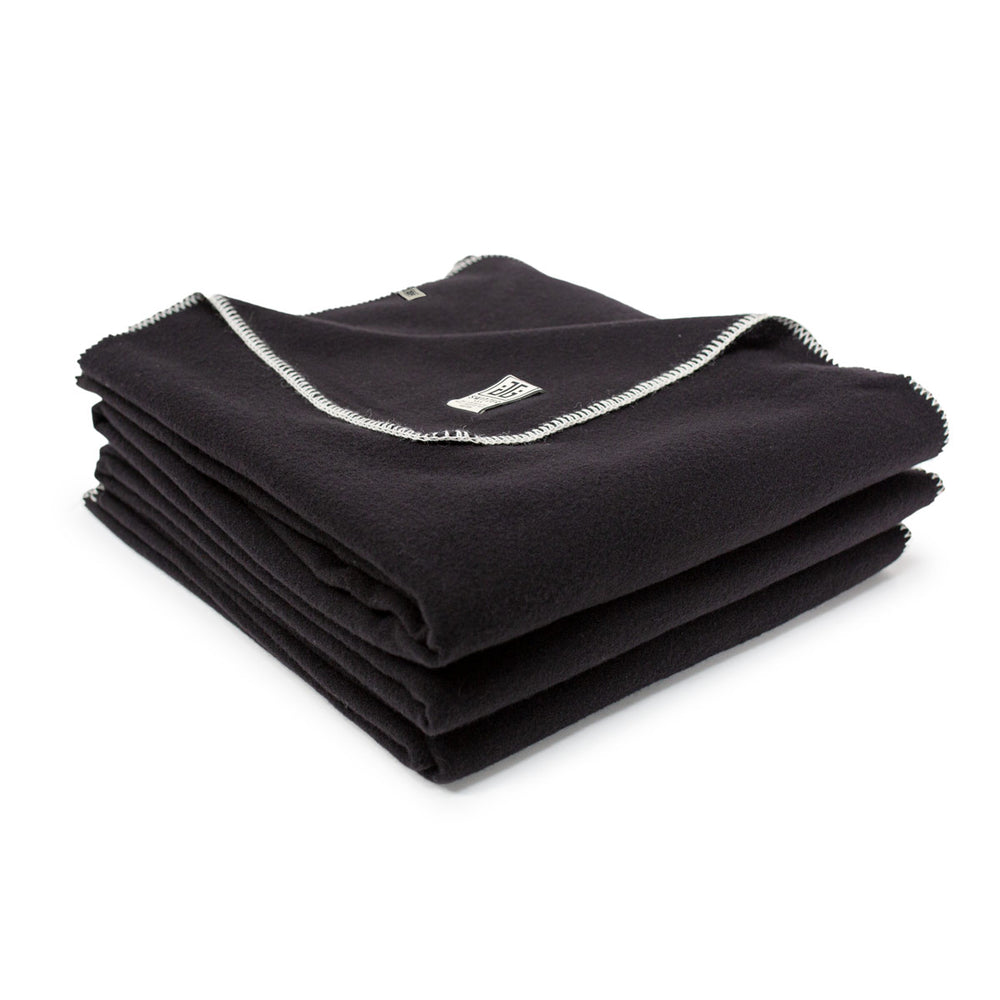 
                      
                        JG Classic Blanket - Merino Wool - Black
                      
                    