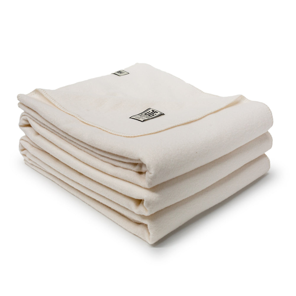 
                      
                        JG Classic Blanket - Lambswool - White
                      
                    